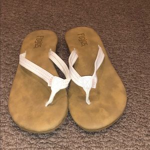 White flojo flip flops
